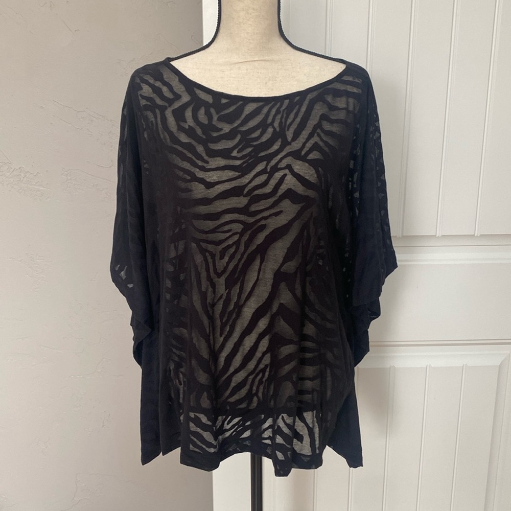 WHBM zebra shell top